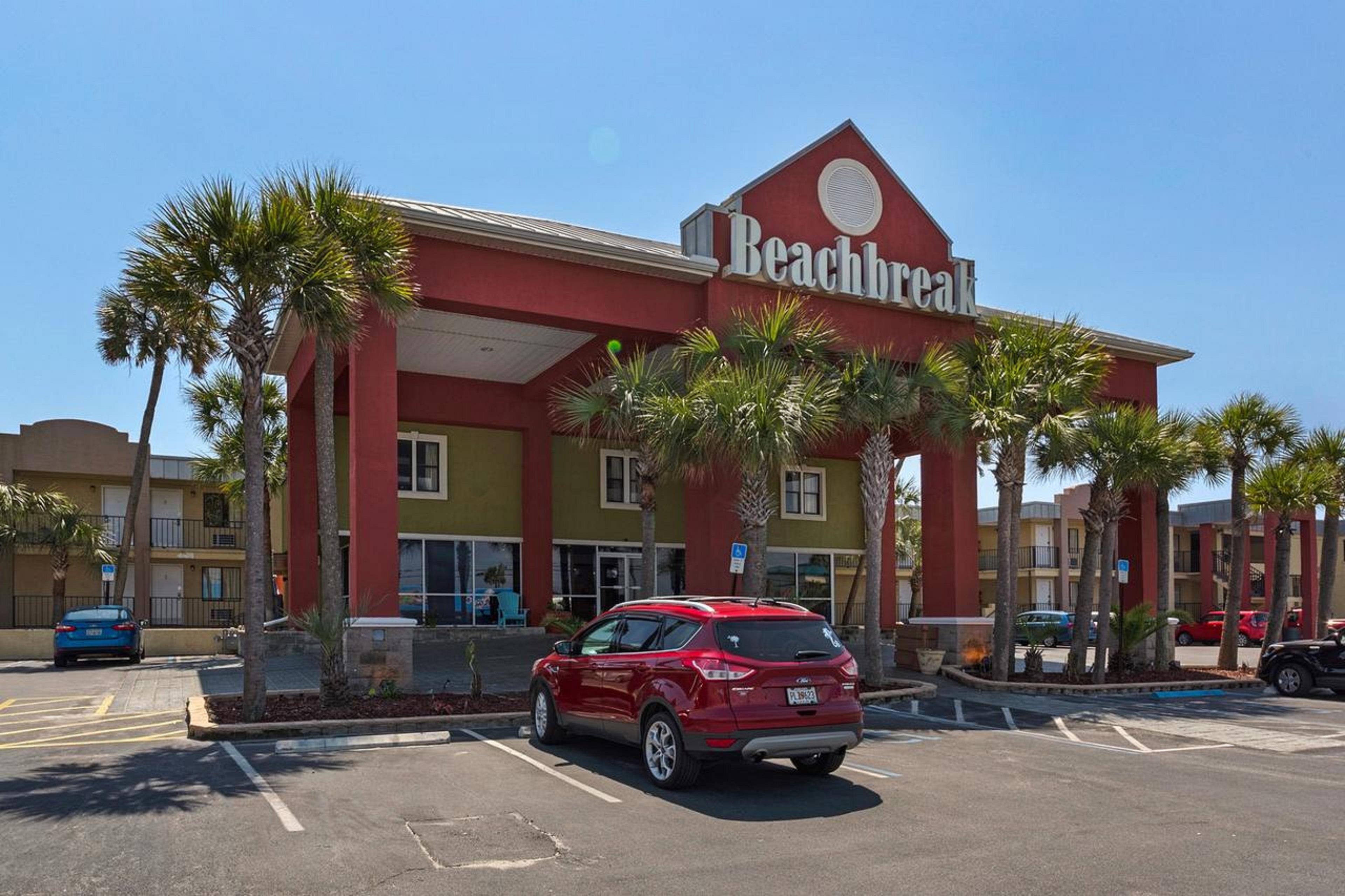 Ramada By Wyndham Panama City Beach / Beachfront Extérieur photo
