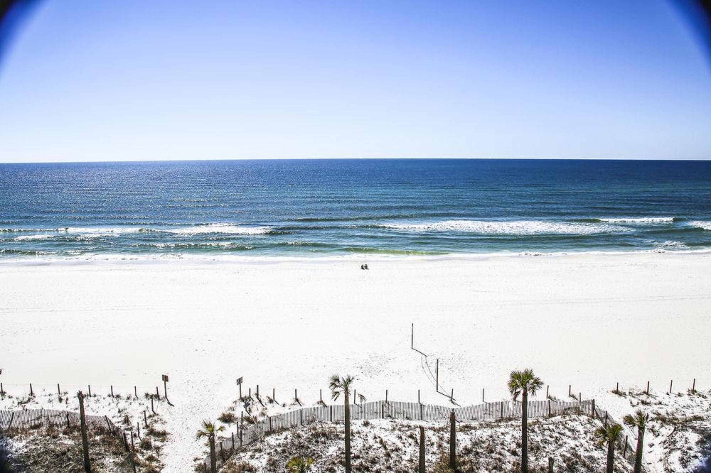 Ramada By Wyndham Panama City Beach / Beachfront Extérieur photo
