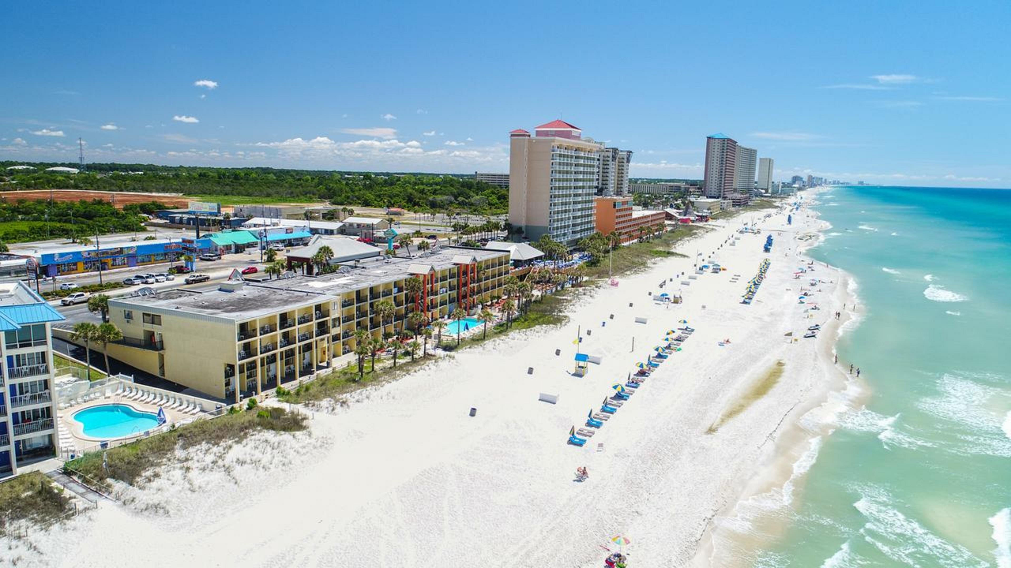 Ramada By Wyndham Panama City Beach / Beachfront Extérieur photo