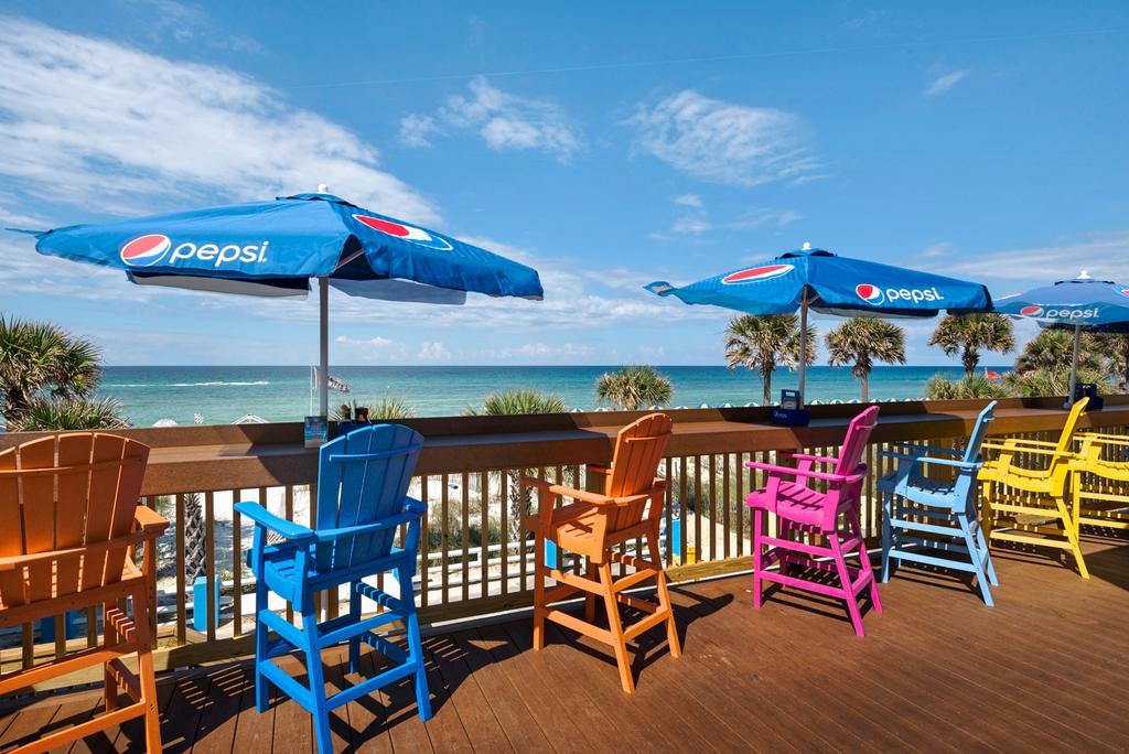 Ramada By Wyndham Panama City Beach / Beachfront Extérieur photo