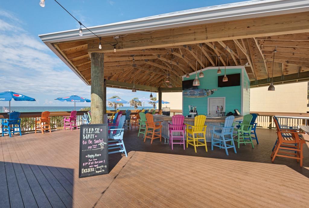 Ramada By Wyndham Panama City Beach / Beachfront Extérieur photo